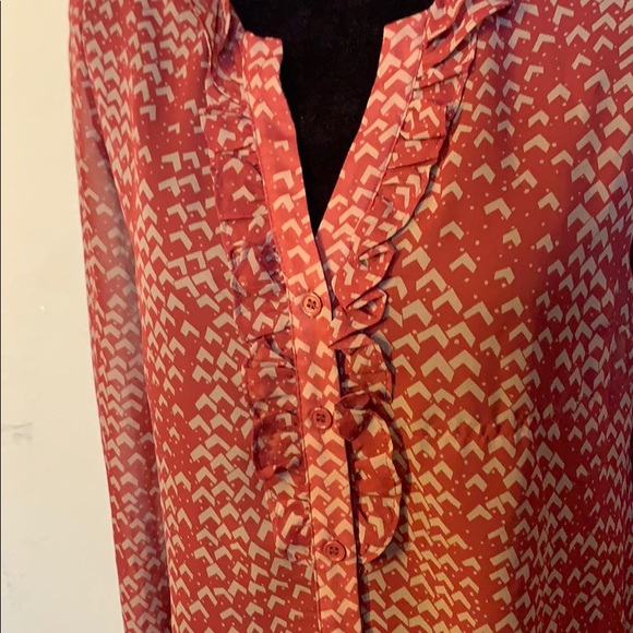 Olive & Oak Sheer Full Button Chevron Top - Picture 2 of 8